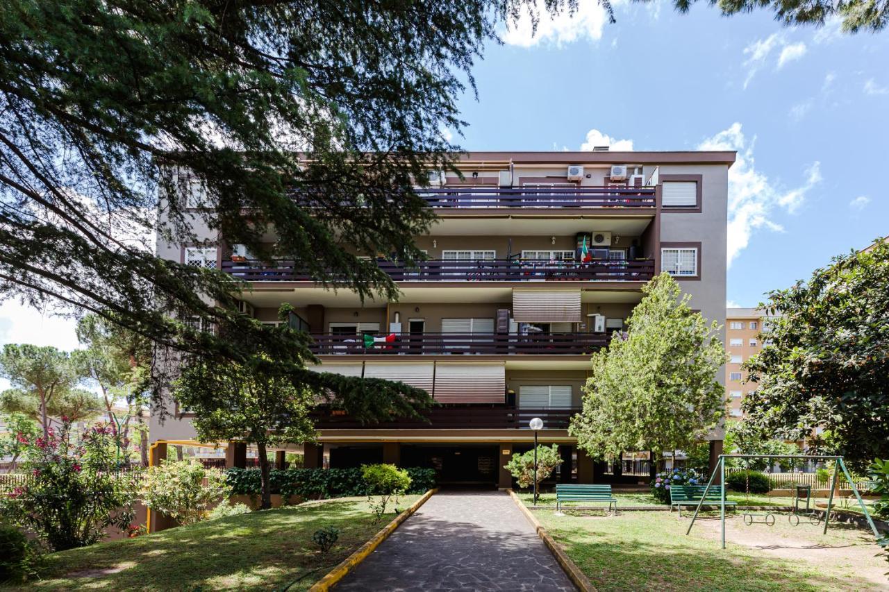 Apartamento Pelizzi Apartment, 5 Persone, 2 Camere, Balcone, Cinecitta *