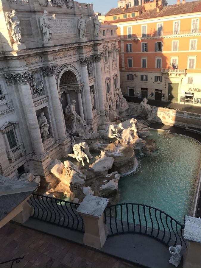 Unique View Trevi Fountain Casa de férias *