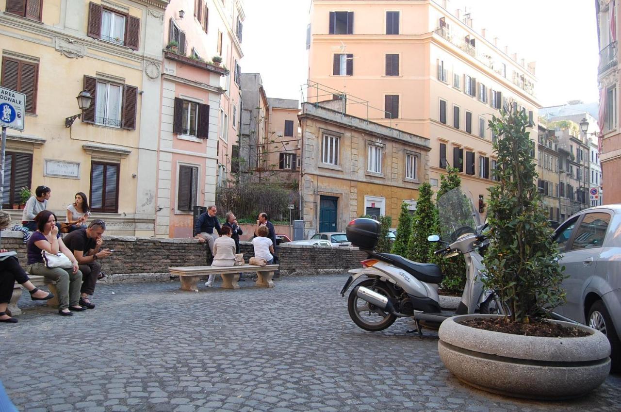 Center House Colosseo Apartamento