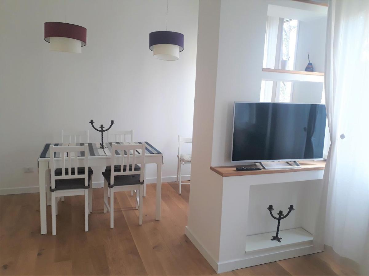 Modern, Spacious And Bright In Roma