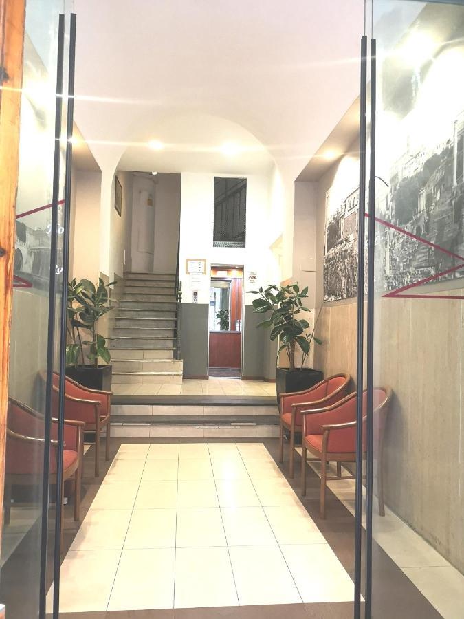 Hotell Travellers