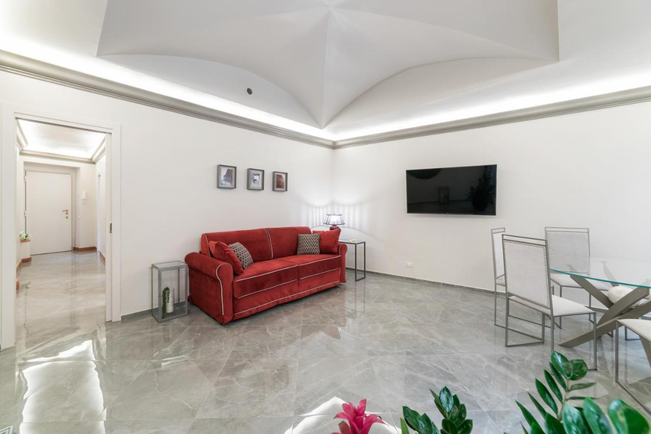 Bmga L Viapaola43 Palace Apart-hotel Roma