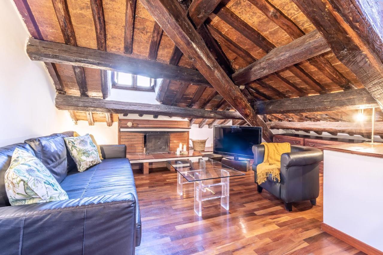 Palazzo Moro Apartamento *