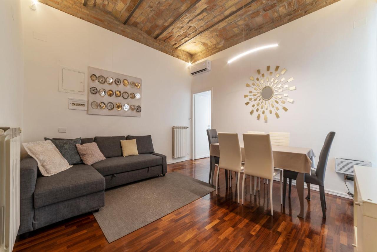 Fontana Di Trevi Design Apartment *