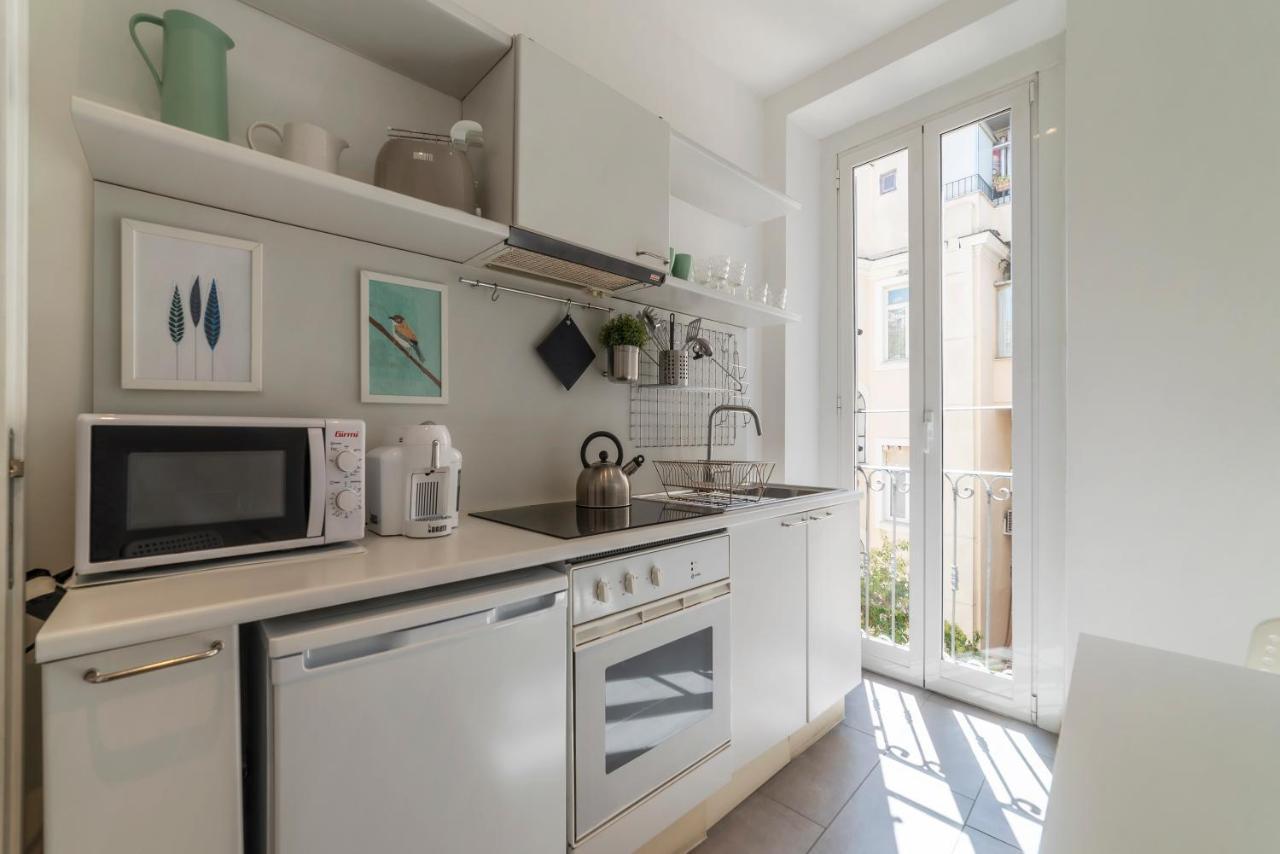 Fontana Di Trevi Design Apartment Rom