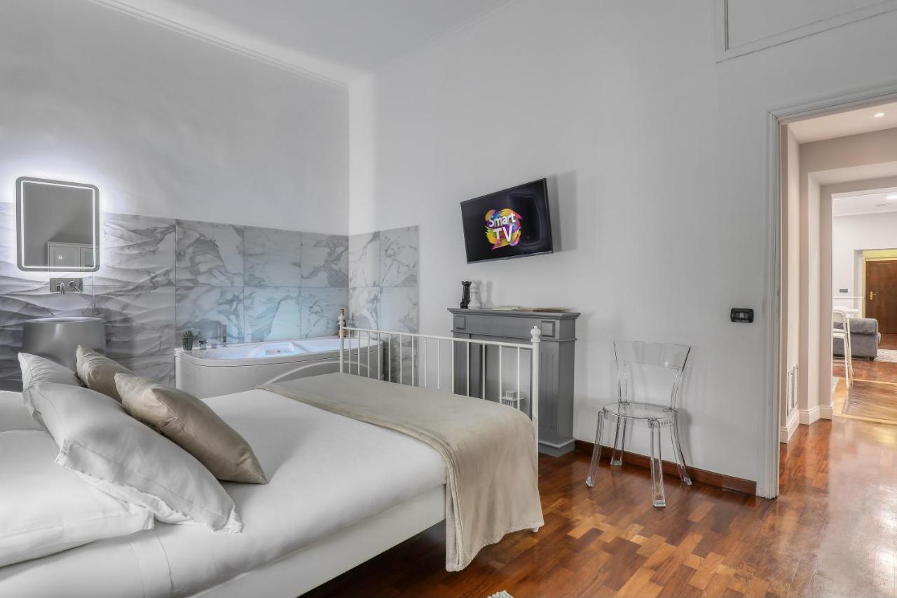 Atrhome Frattina Luxury Apartment *