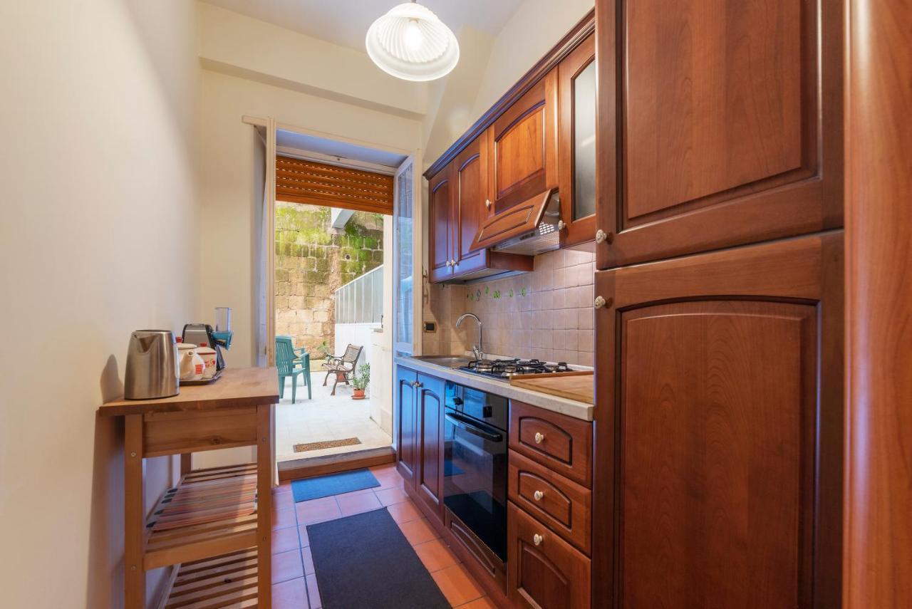 Apartamento San Pietro Cozy With Terrace! Roma