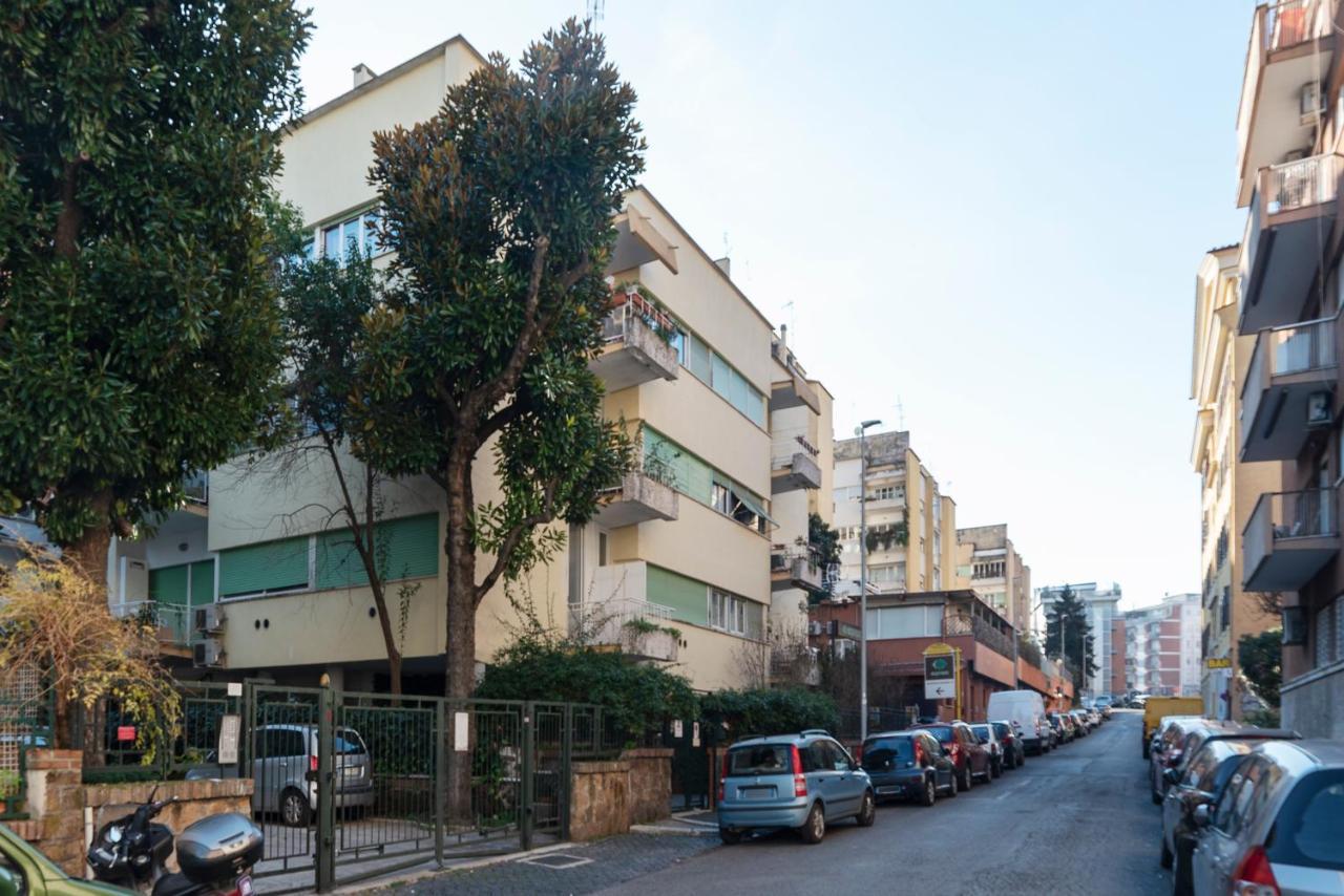 San Pietro Cozy With Terrace! Apartamento *