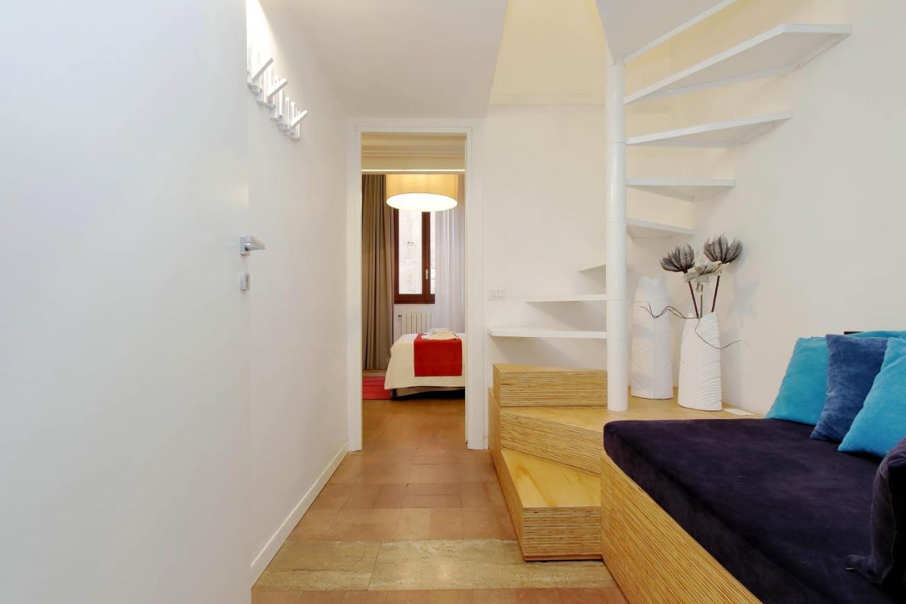 B&g Navona Apartment