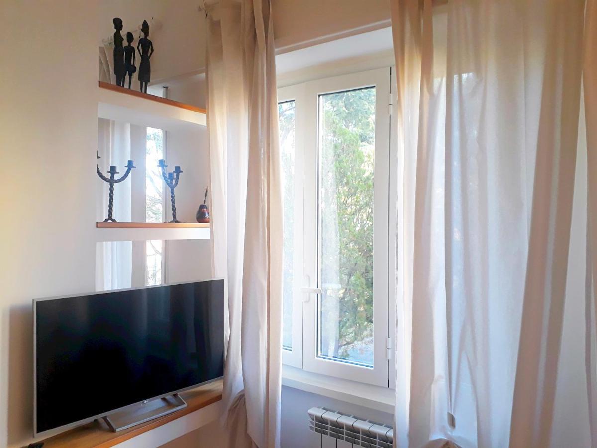 Modern, Spacious And Bright In Apartamento