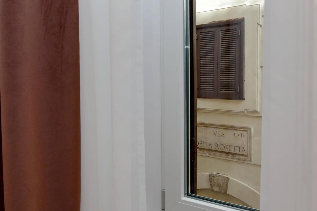 Domna Luxury