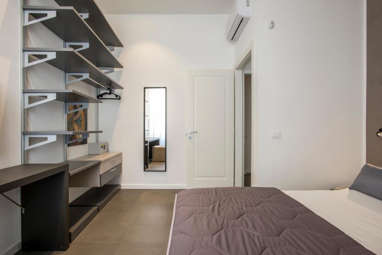 Residenza Fontanella Barberini By Spanish Steps * Roma