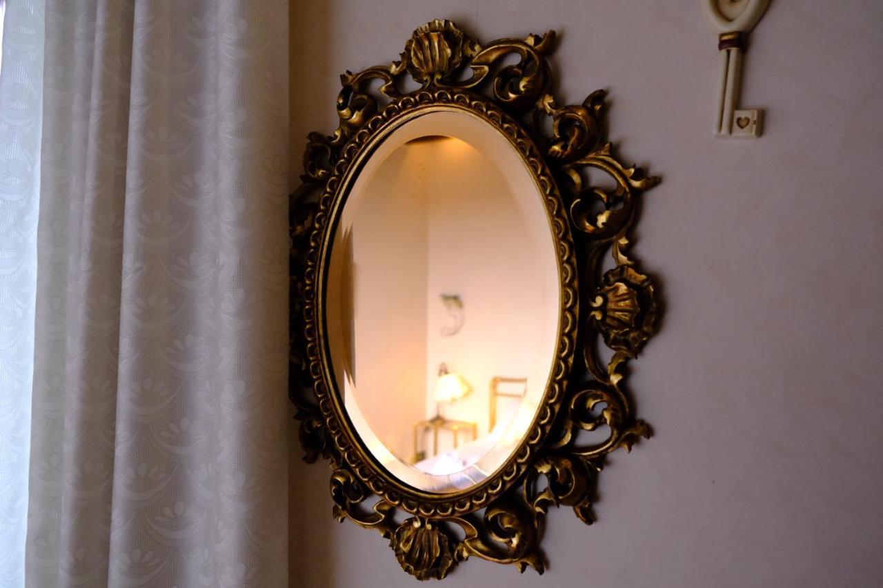 Hostme Colosseum Apartment *