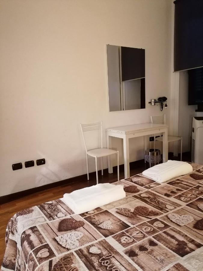 Affittacamere Clarahousemanzoni Roma