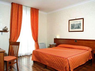 Hotell Romoli 3*