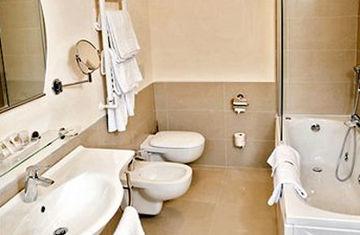 Regal Park Hotell