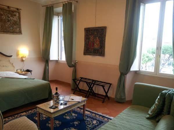 Residenza Gens Julia Bed and breakfast 2*