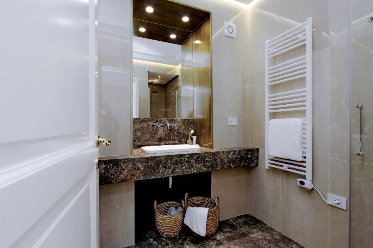 Domna Luxury Pensión 2*