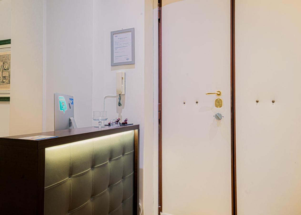 Capitals Luxury River Gjestgiverier 2*