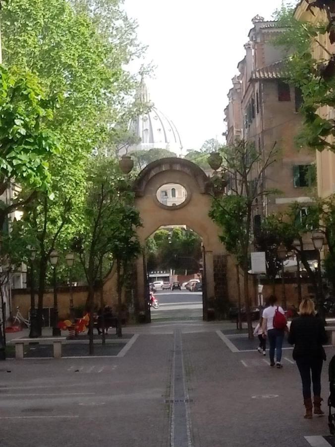 Ave Cesare Appartamento Roma