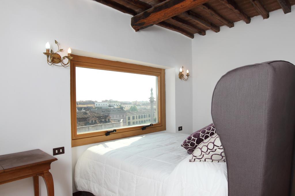 Residenza Torre Paolina 5* Rome