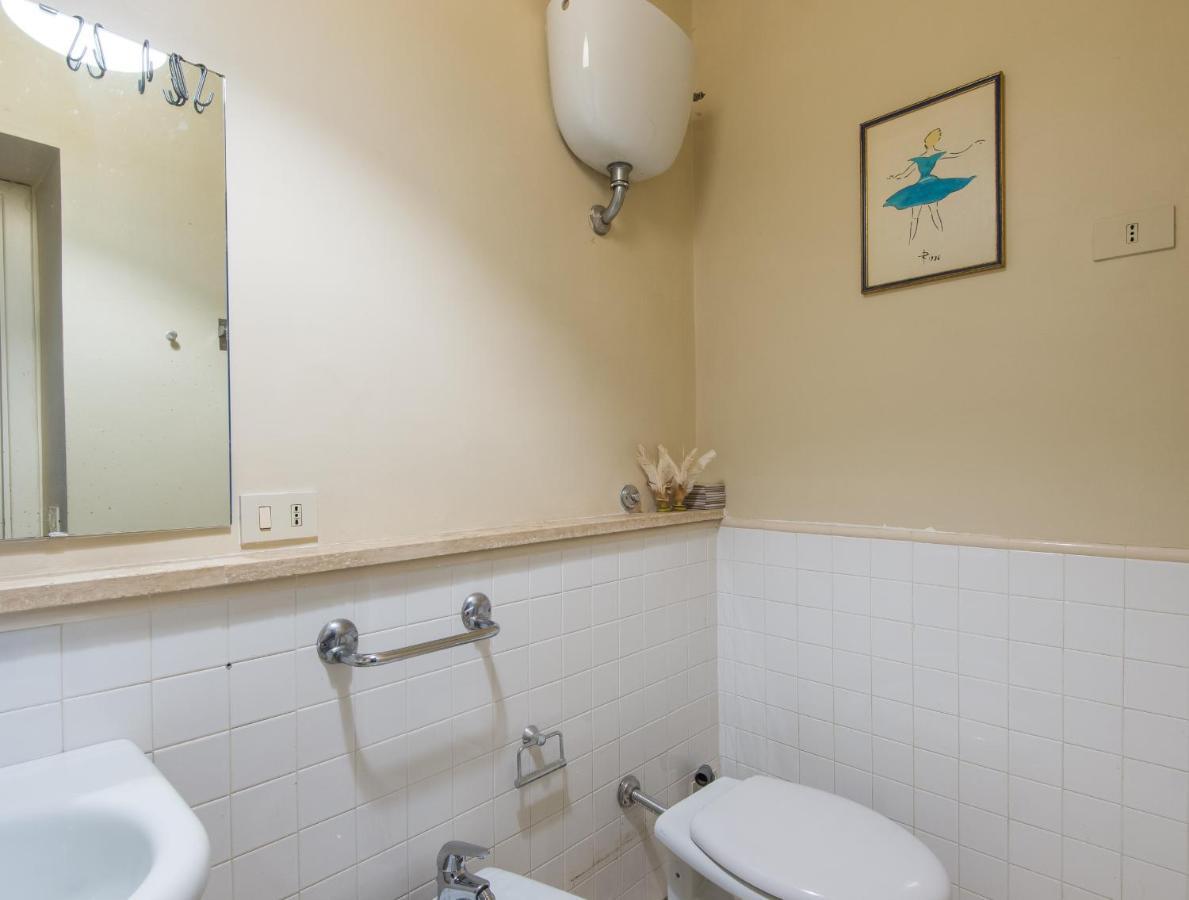 Apartamento Coronari Enchanting Two Bedroom Roma