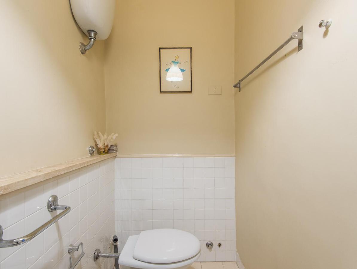 Apartamento Coronari Enchanting Two Bedroom Roma