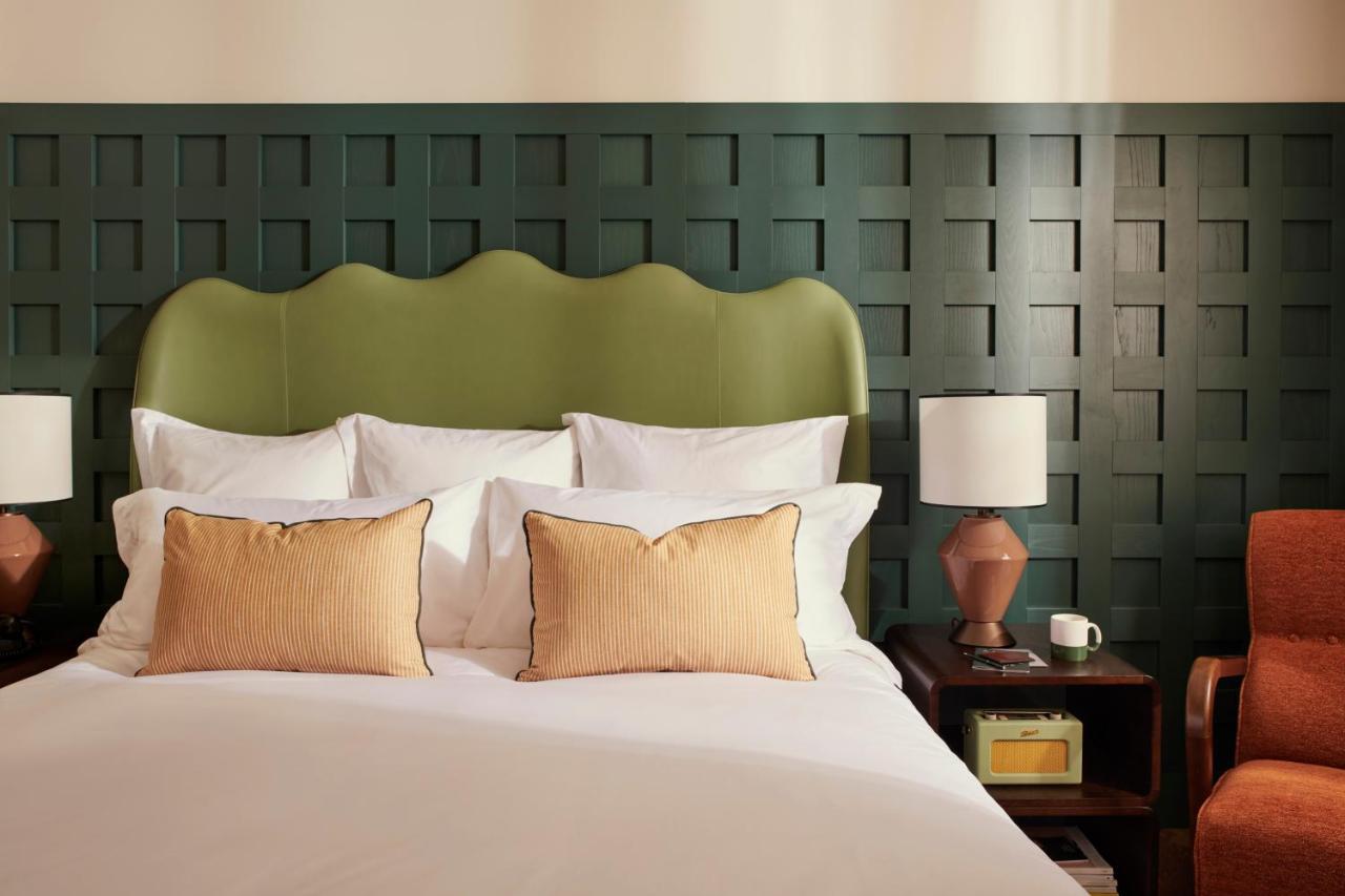 The Hoxton, Hotel 4*