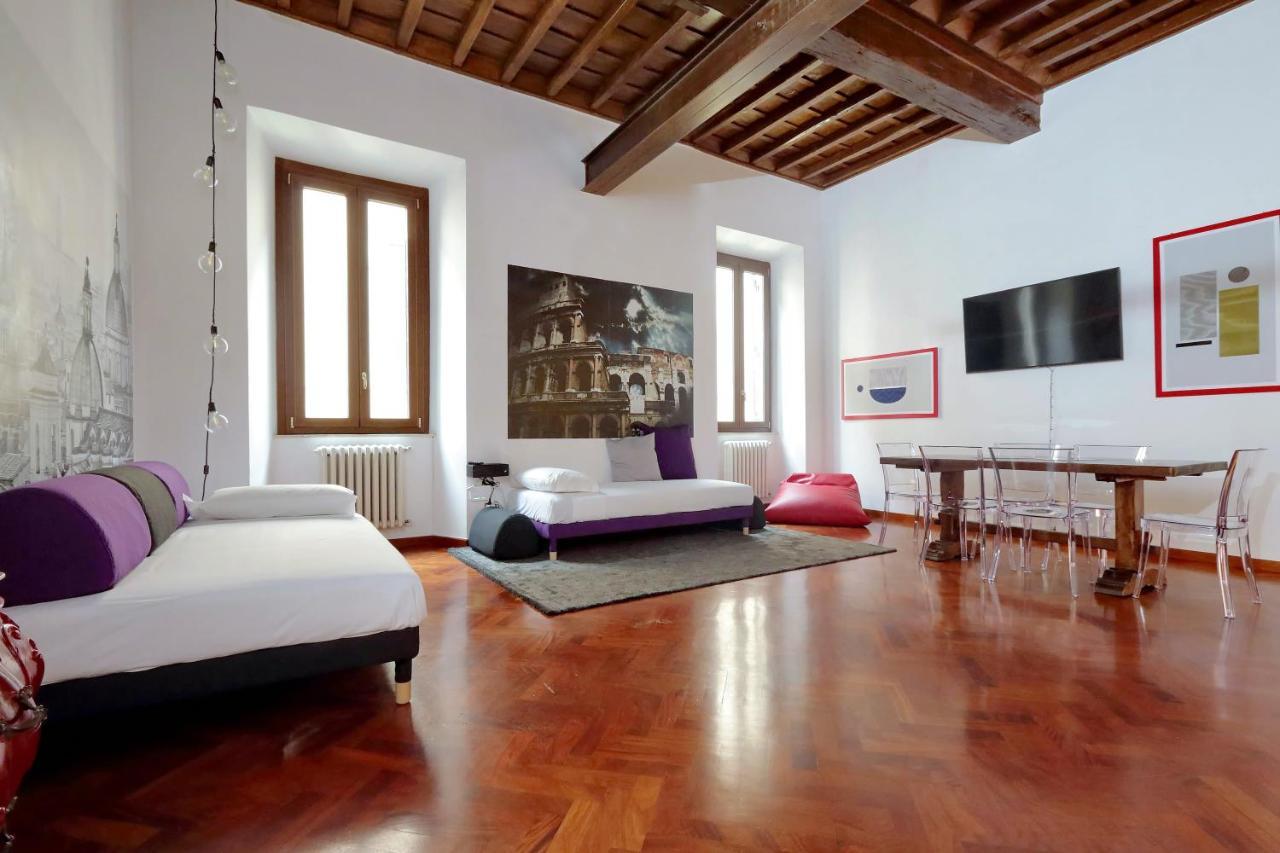 Campo dei Fiori 3-Bed Apartment hi standing Appartamento
