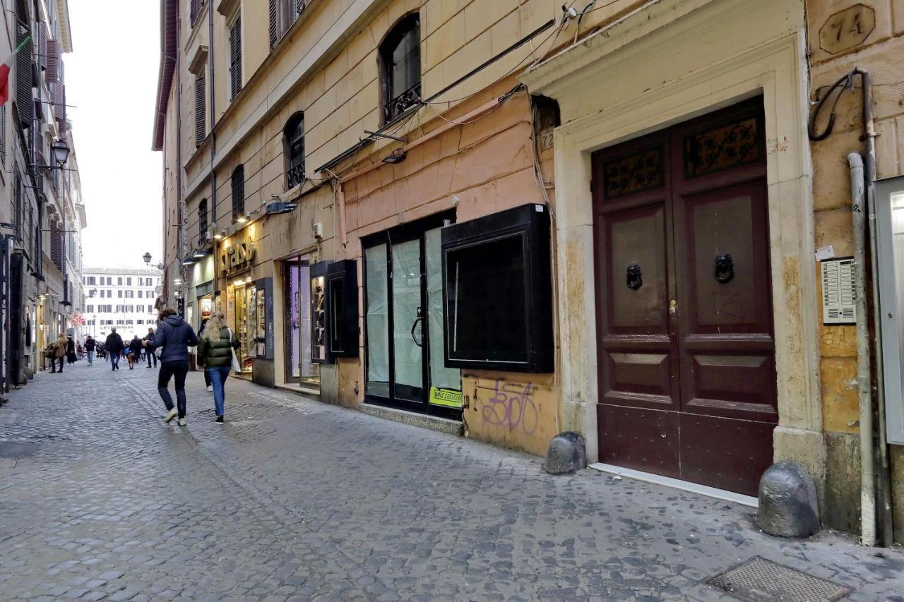Appartamento Campo dei Fiori 3-Bed Apartment hi standing