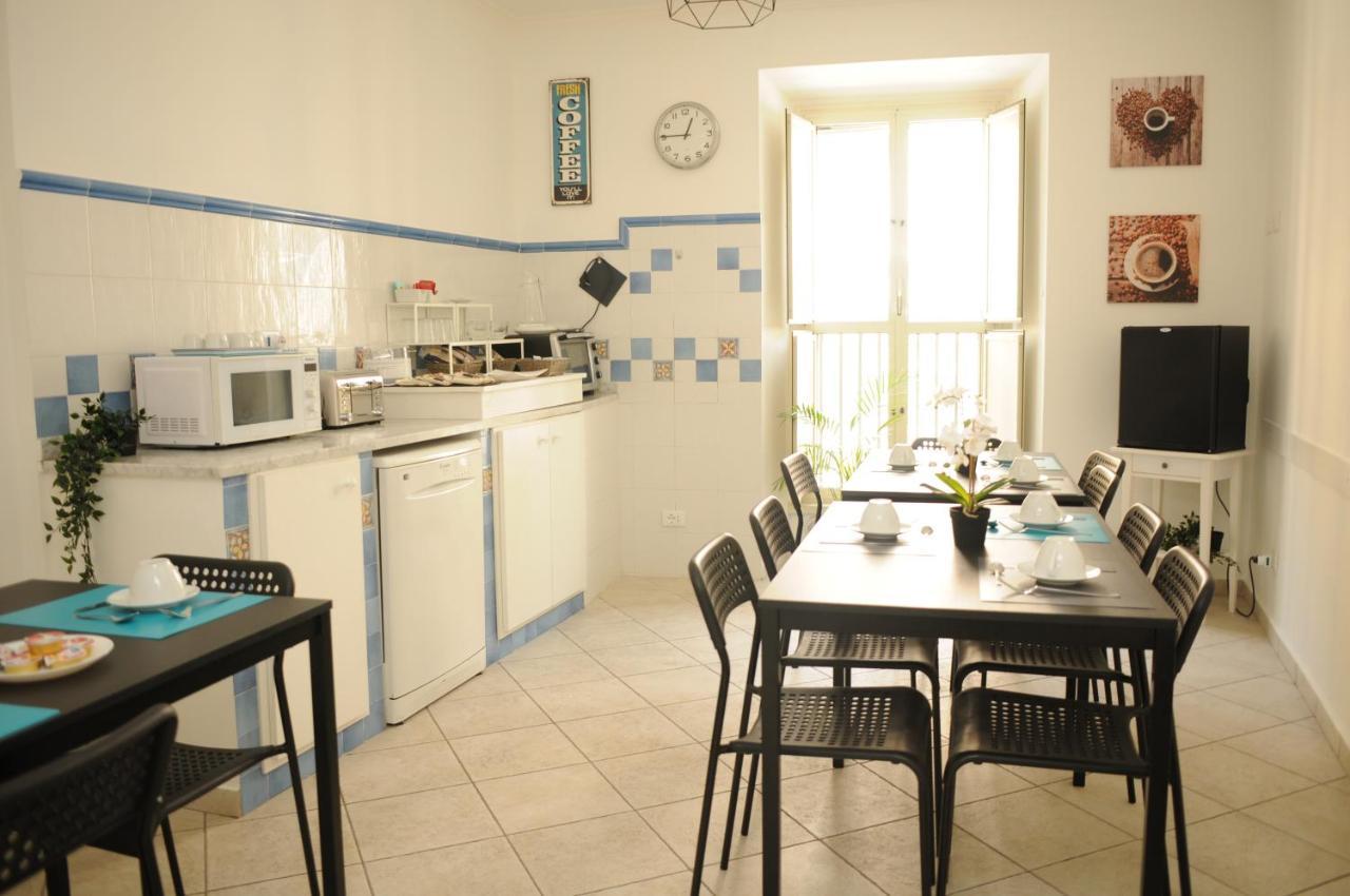 Re Monti Acomodação com café da manhã  3*