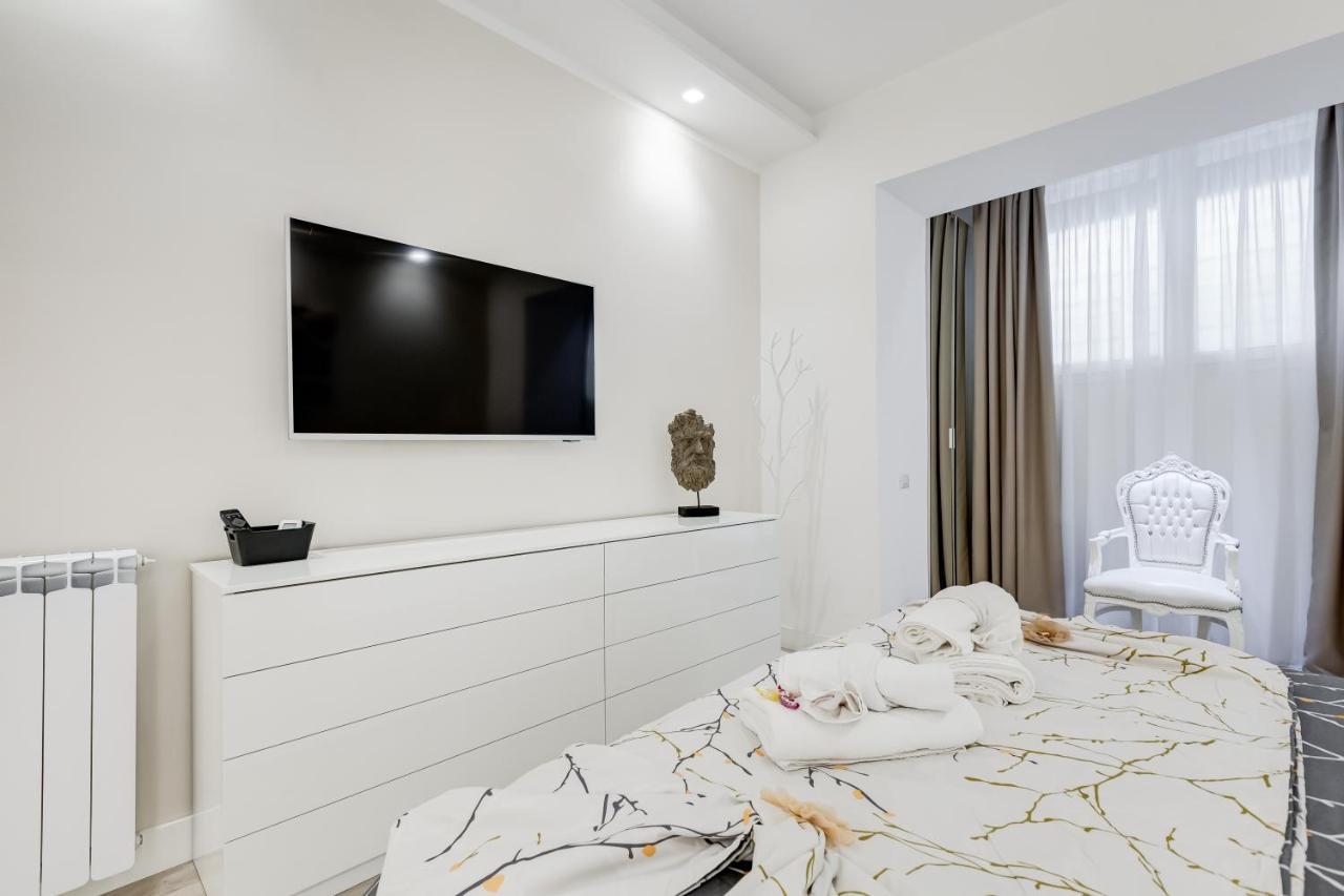 Apartment Bmga L The White Crown In Testaccio Rome