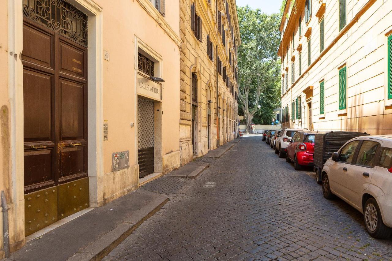 Lovely New Attic, Piazza Del Popolo! * Roma