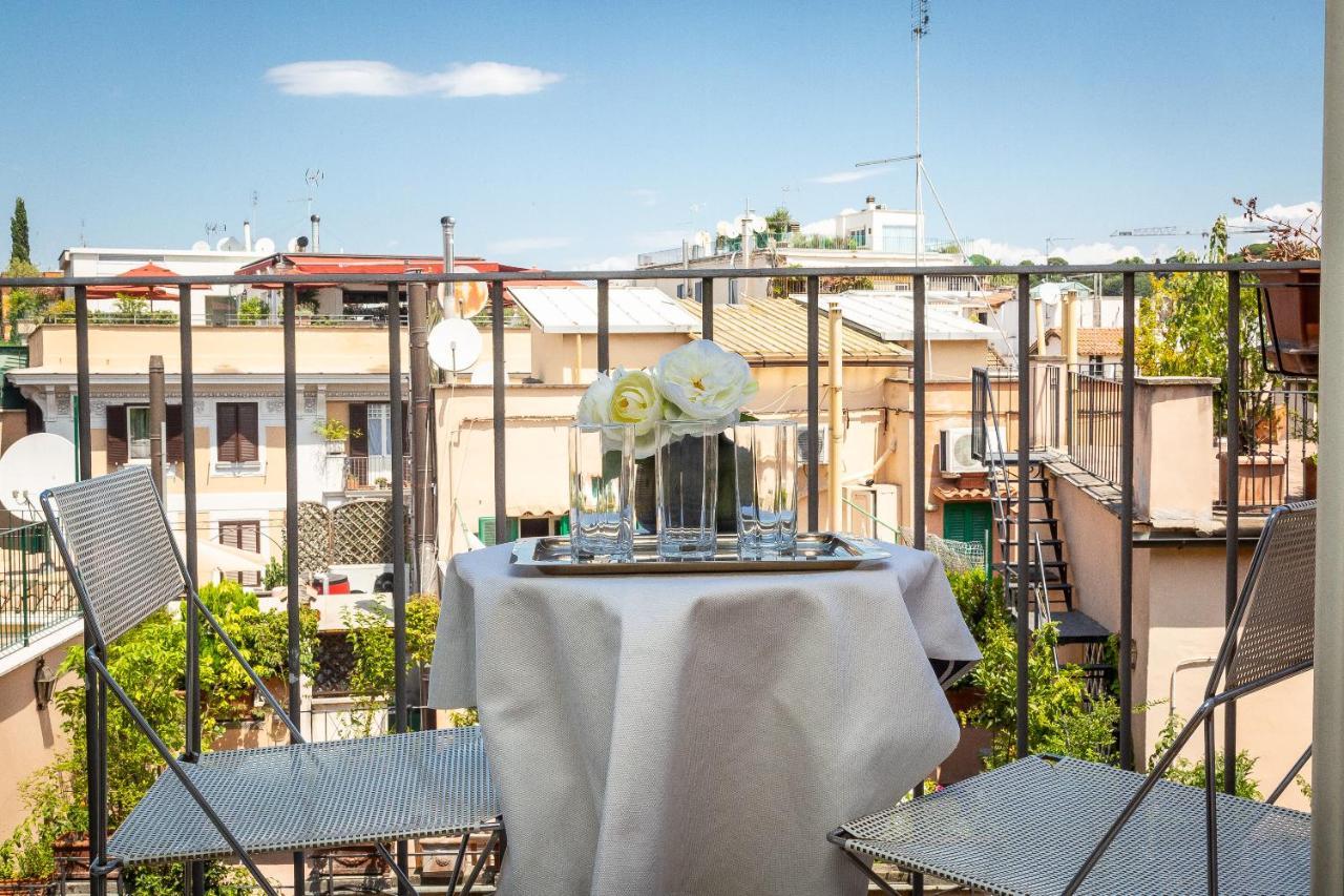 Lovely New Attic, Piazza Del Popolo! *