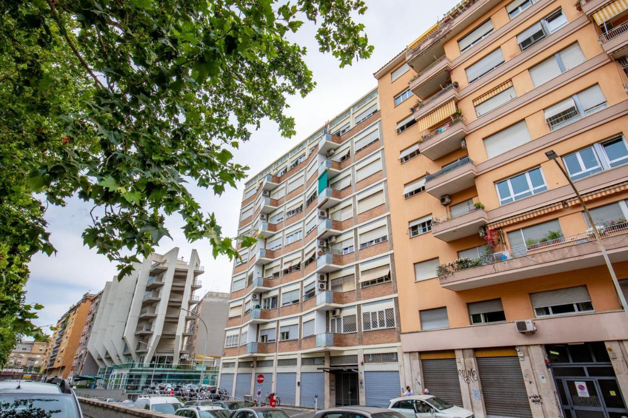 Lungotevere D.a. Roma