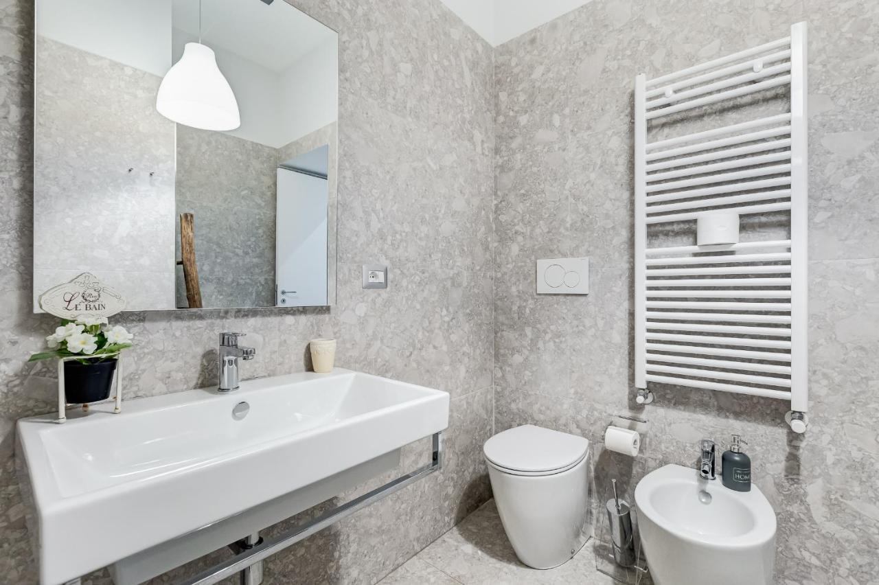 Crystal Trevi Fountain - Romedreamhome Roma