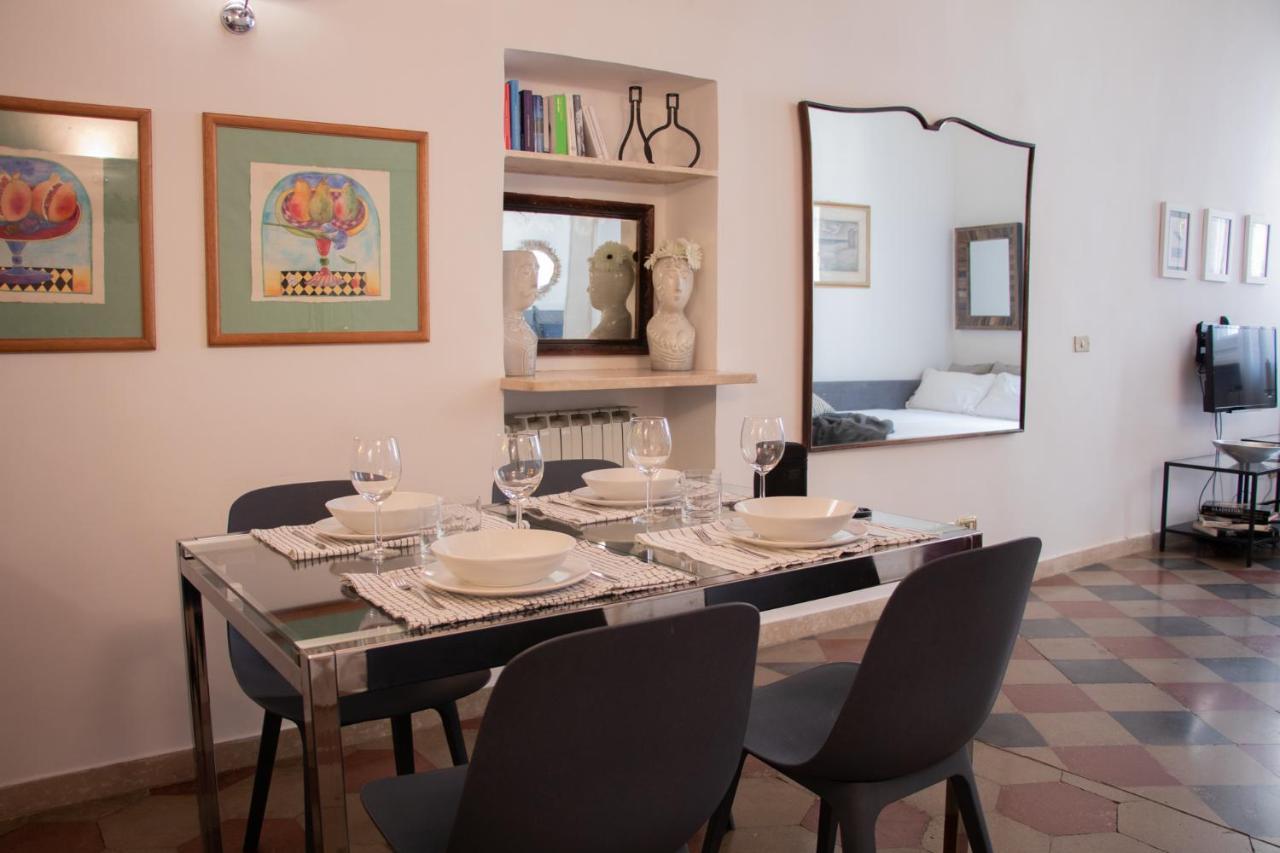 The Rent - Piazza Di Firenze Apartment Rome