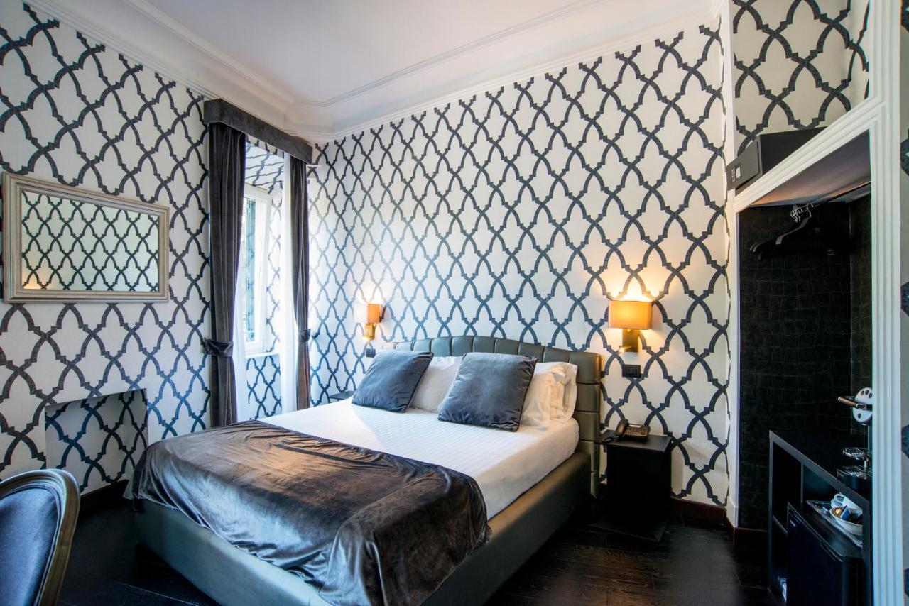 Via Veneto 3* Roma