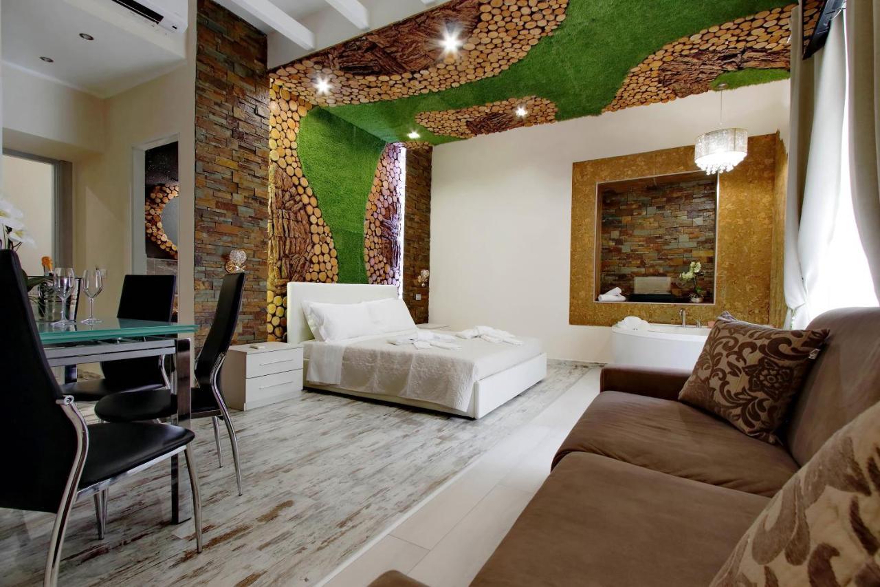 Paradise Guest * Roma