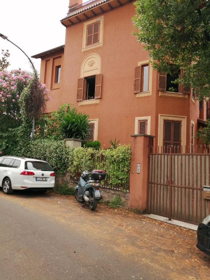 La Casa Della Mia Famiglia