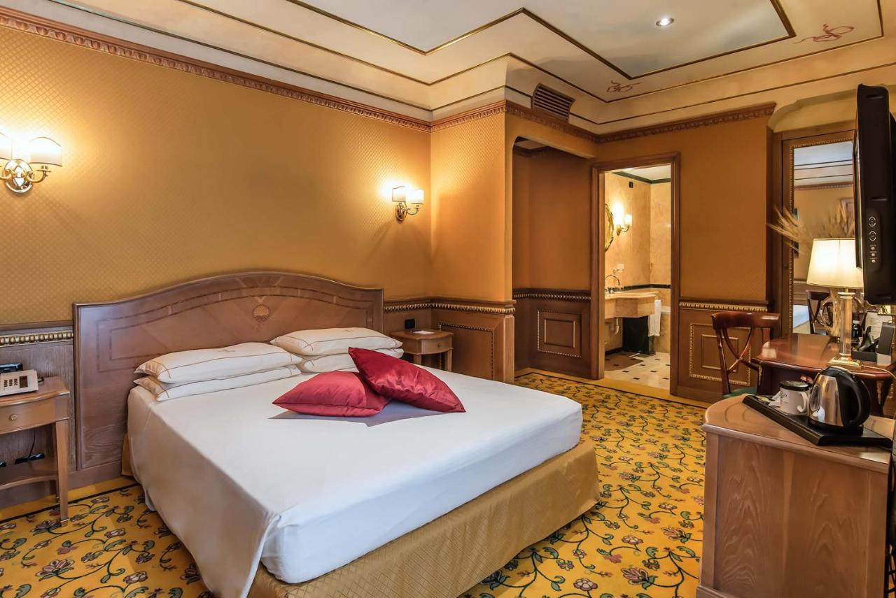 Hotell River Palace 4*