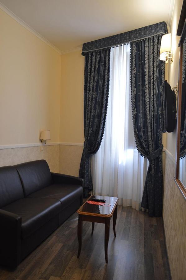 Pantheon Bed & Breakfast 3*