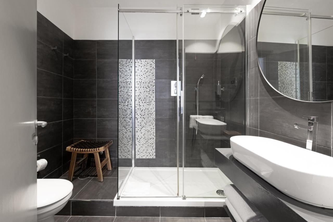 N - Space Modern Guestrooms *