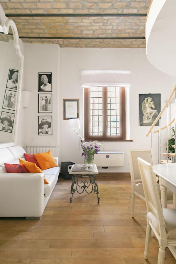 Leopardo 28 - Loft In Trastevere * Roma