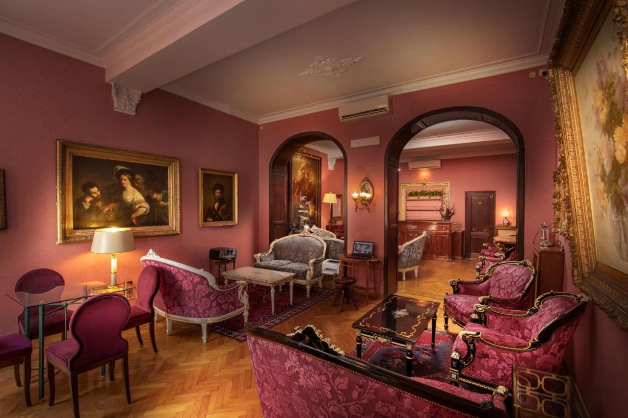 Residenza Frattina Guest house 2*