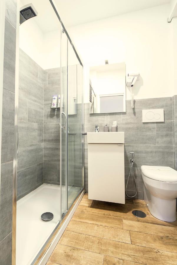Garden House - Luxury - Only Self Check In Roma