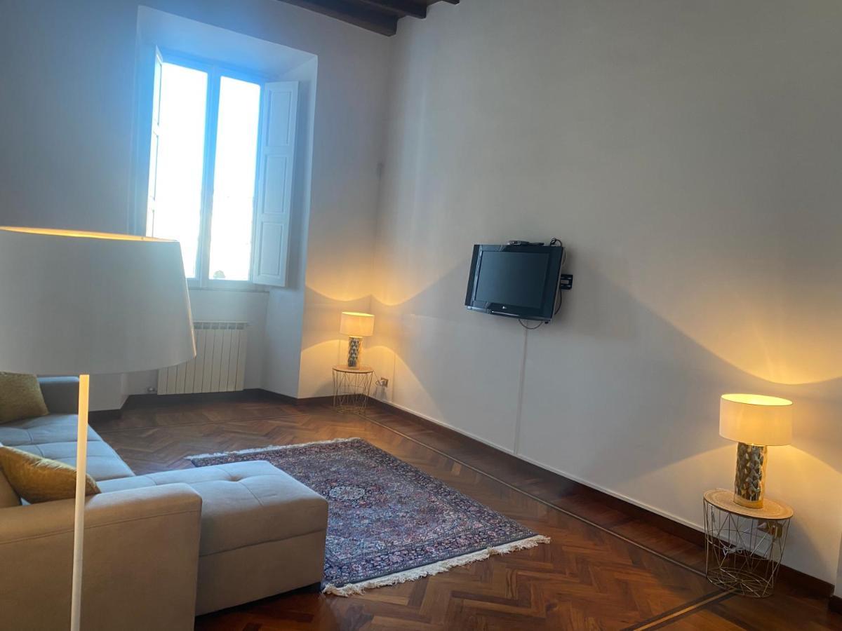 Plaza Collection * Roma