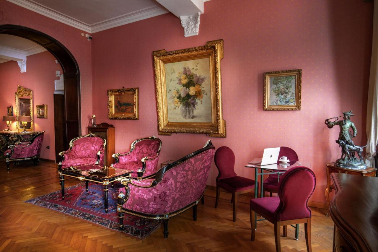 Residenza Frattina 2* Rome