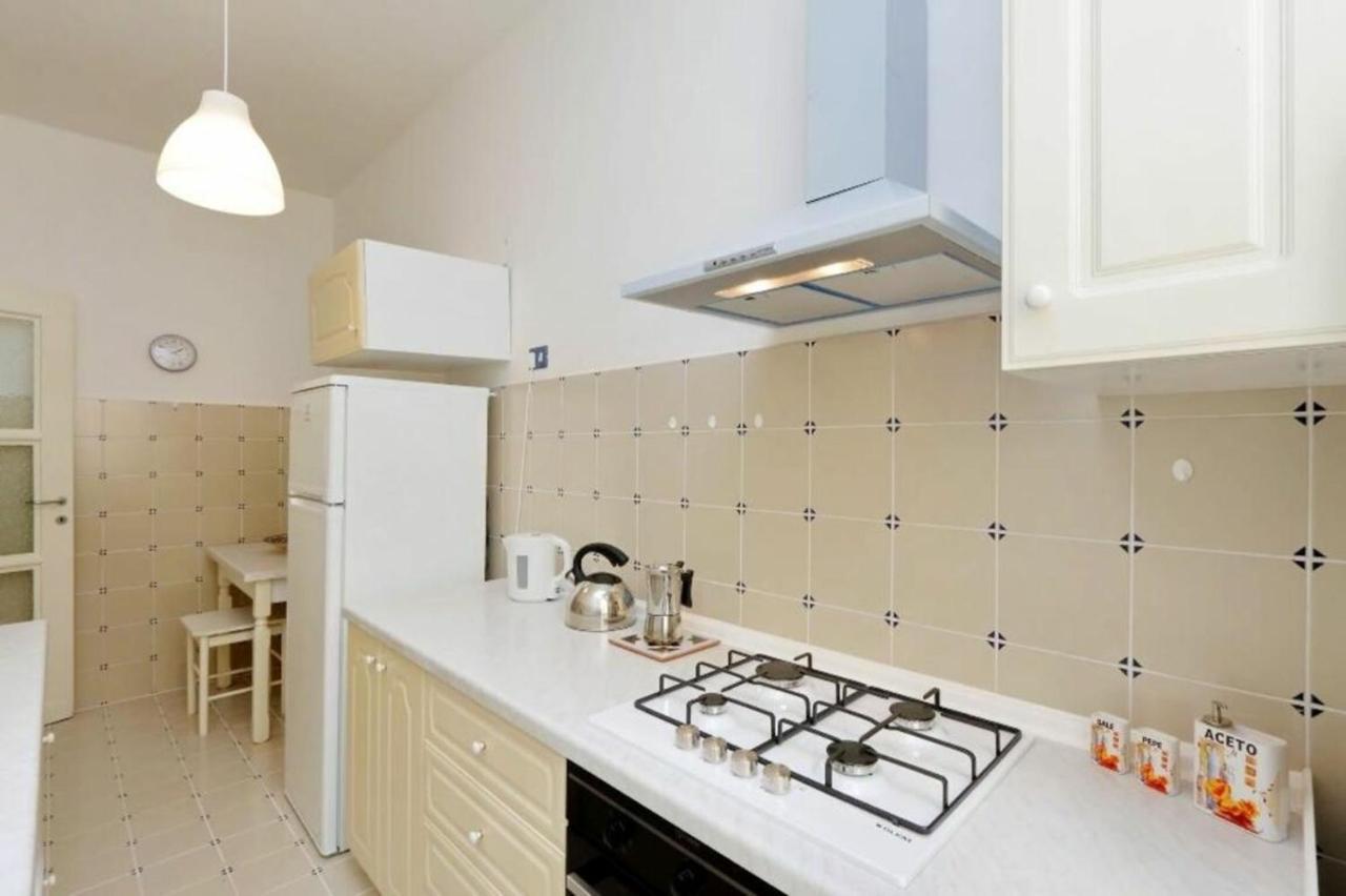 Apartment Balestra By Halldis Rom