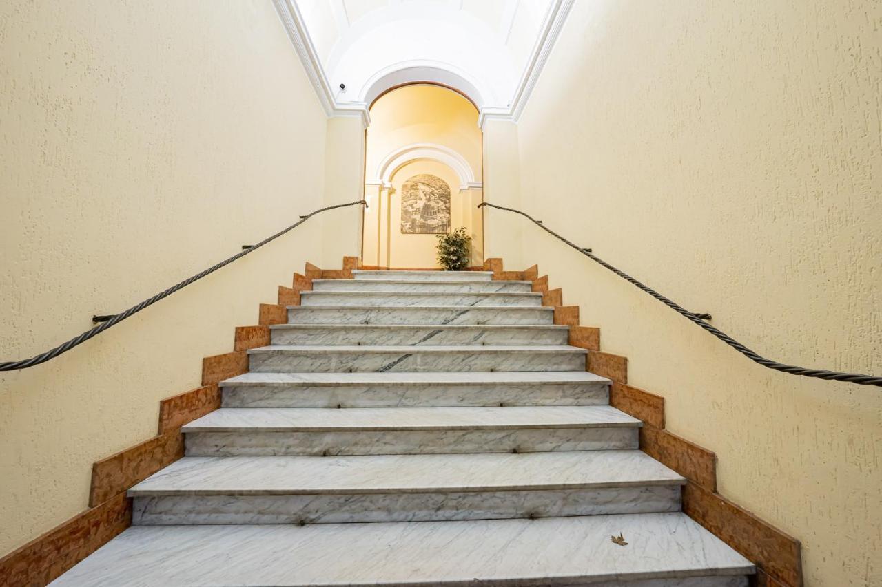Rent Saint Peter Gasthof Rom